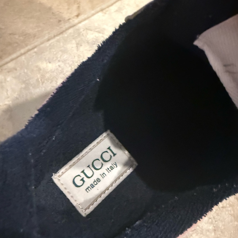 Gucci Beige and Pink Monogram Sneakers - Picture 3 of 6